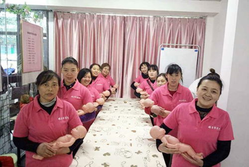 別用你的業余,去挑戰別人吃飯的本事 ,來自一位金牌月嫂自述