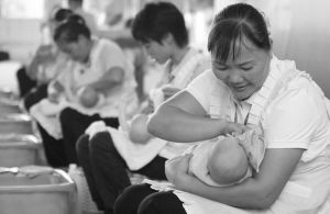 高薪讓家政工蜂擁做月嫂 杭州一些家庭不再請月嫂