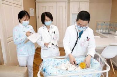 世界早產兒日:瀘州錦欣婦產醫院用愛呵護早到的天使